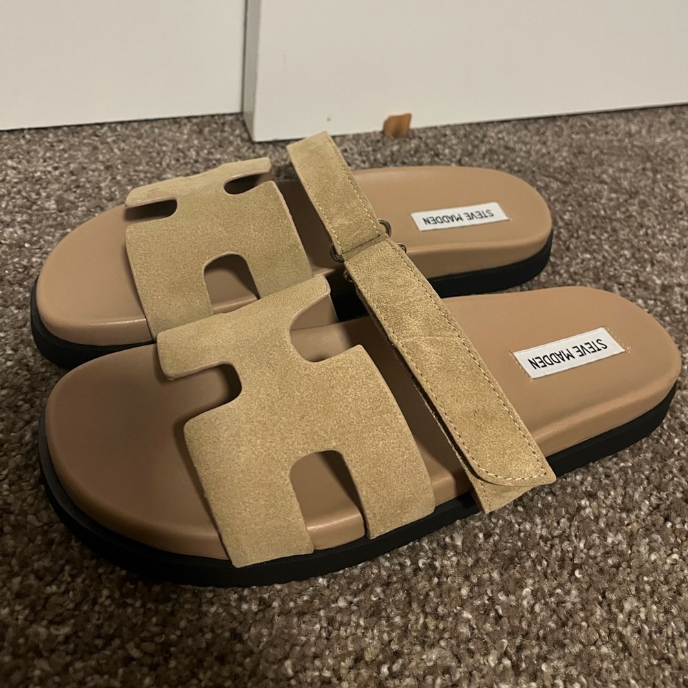 Steve Madden Mayven Sandals in Taupe size 10